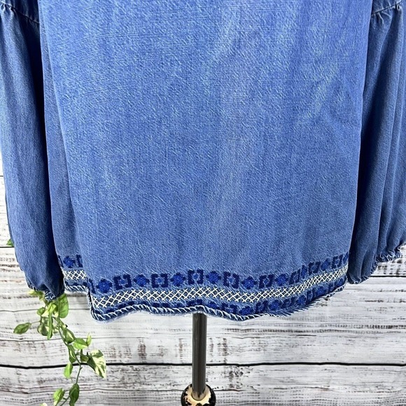 Southern Tide Blouse Tunic size Small Denim Jean Tencel Peasant Boho Tassels - Picture 8 of 16